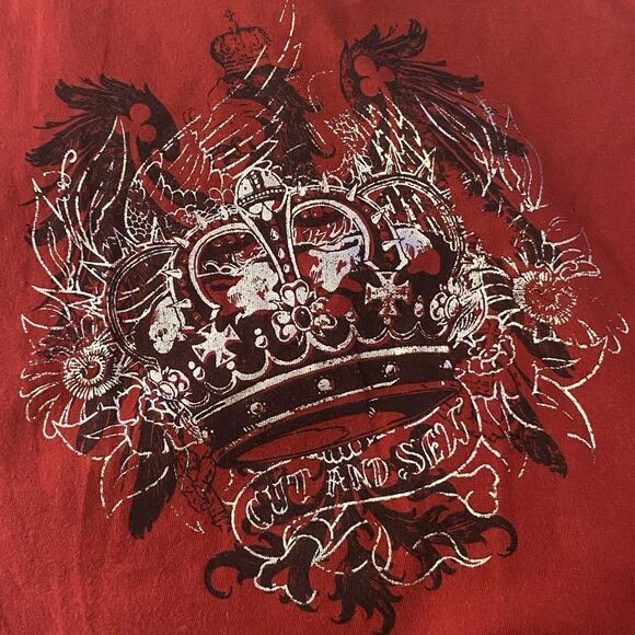 Marc Ecko Cut & Sew Womens Large V-Neck Top Crown Graphic T-shirt Goth Classic - Picture 3 of 7